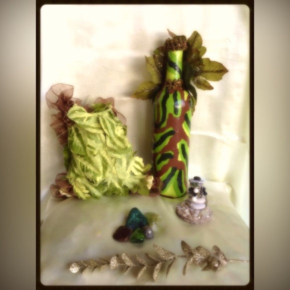 Hand Crafted Upcycled Glass Gypsy Bottle Eternal Tree Nature Vibes - Picture 11 of 15